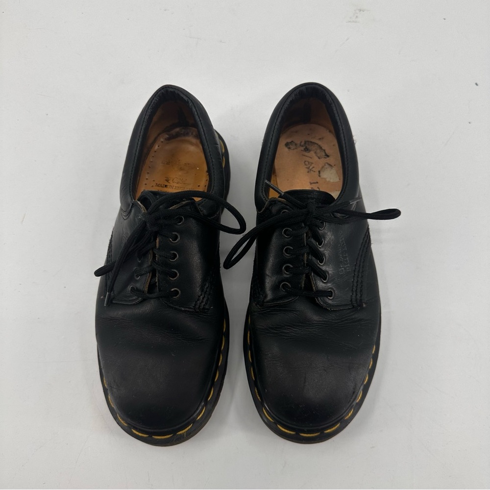 Dr Marten 8053 Classic Black Leather Men's Shoes Size 4 Lug Sole Leather 10 Eye - Picture 2 of 13